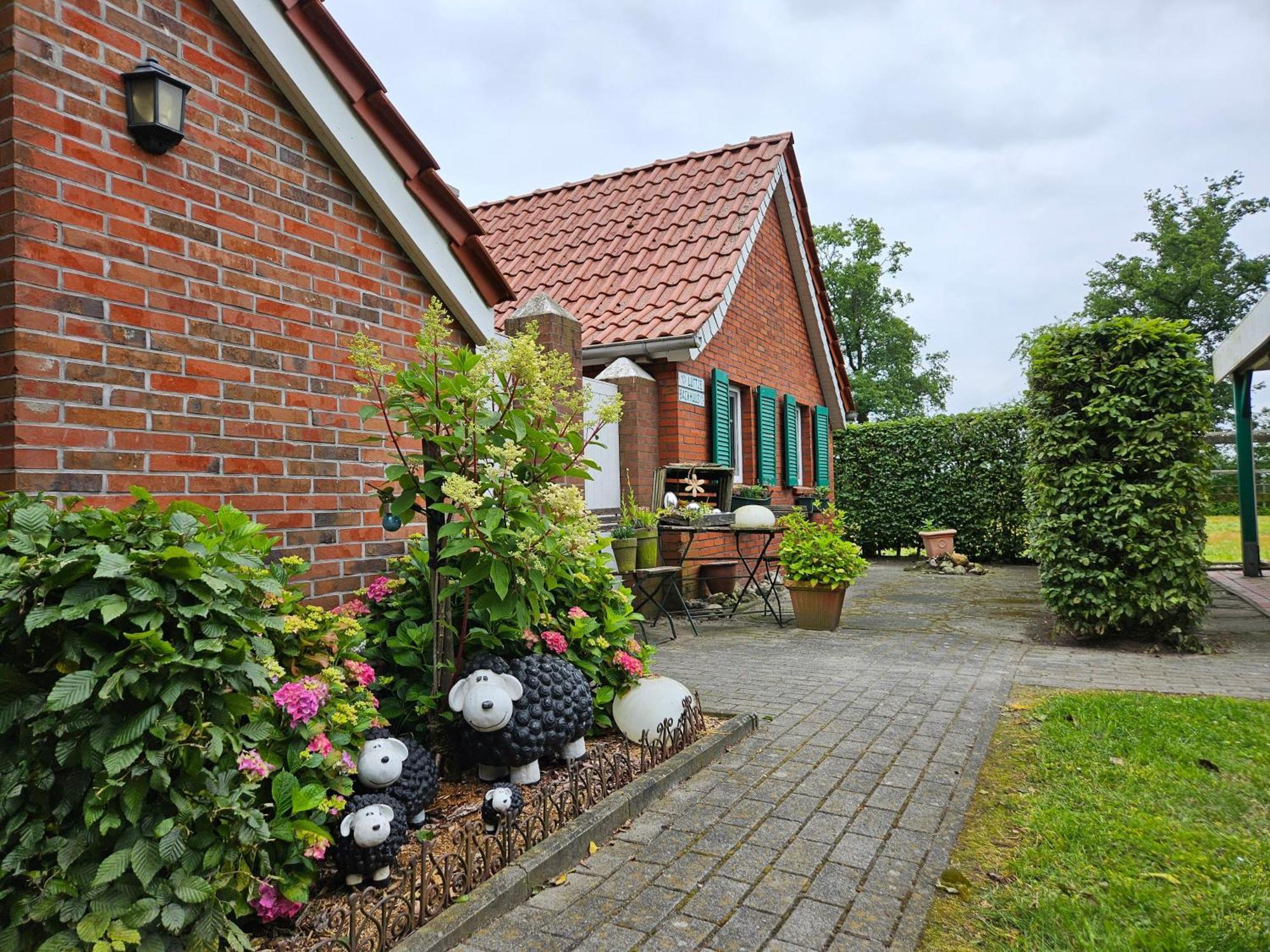 Uplengen Kleines Ferienhaus Luettje Backhuus 35516 מראה חיצוני תמונה
